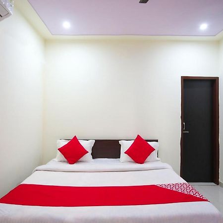 Oyo Flagship 62980 Shiva Residency Hotel Garhi Harsaru Exterior photo
